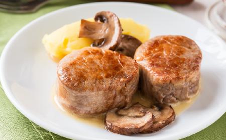 Najlepsze polędwiczki wieprzowe w sosie - rady Agaty Wojdy