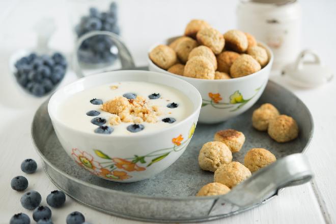 Zupa z borówek amerykańskich i bananów na soku jabłkowym