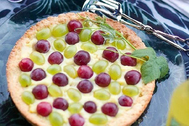 Tarta winogronowa - przepis na pyszne ciasto